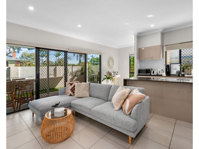 3 Newton Street, Coorparoo QLD 4151