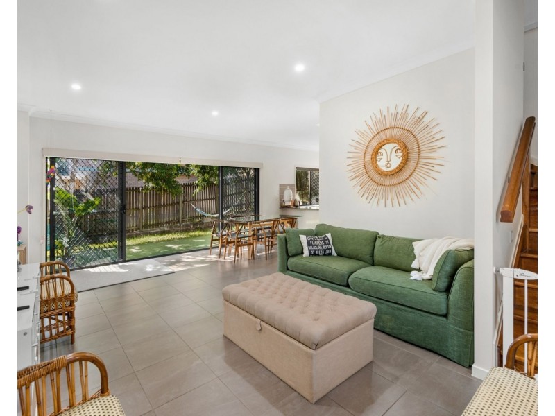 3 Newton Street, Coorparoo QLD 4151