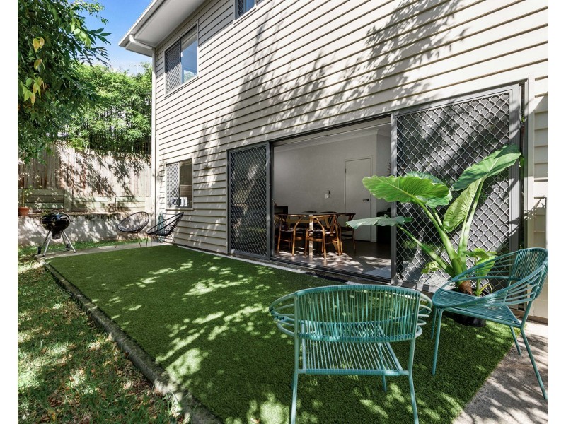 3 Newton Street, Coorparoo QLD 4151