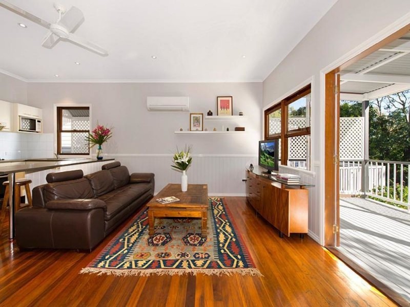 77 Longlands Street, East Brisbane QLD 4169