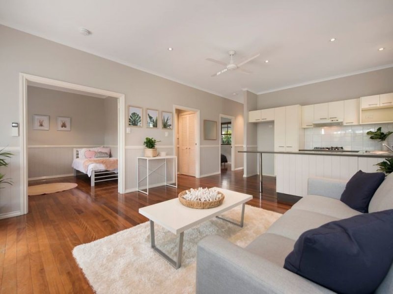 77 Longlands Street, East Brisbane QLD 4169