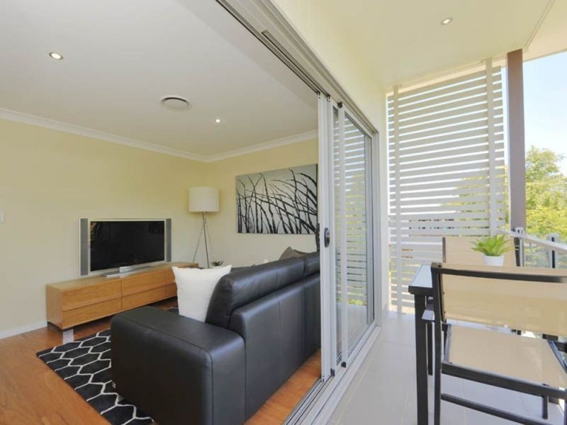 10 Marie Street, Balmoral QLD 4171