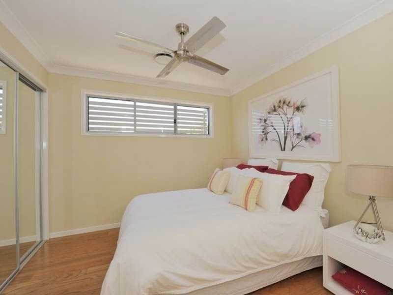 10 Marie Street, Balmoral QLD 4171