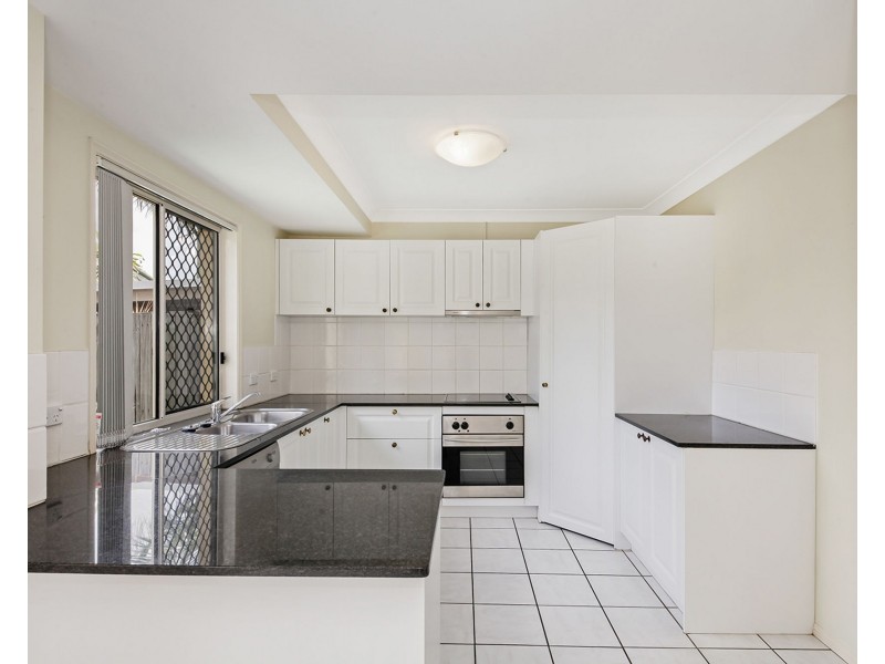 2/160 Birdwood Rd, Carina Heights QLD 4152