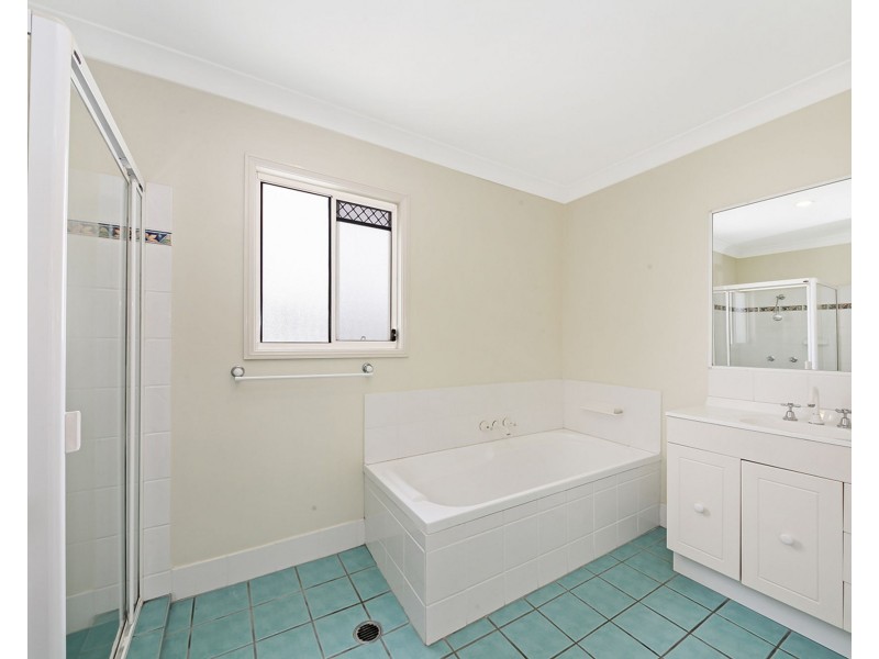 2/160 Birdwood Rd, Carina Heights QLD 4152