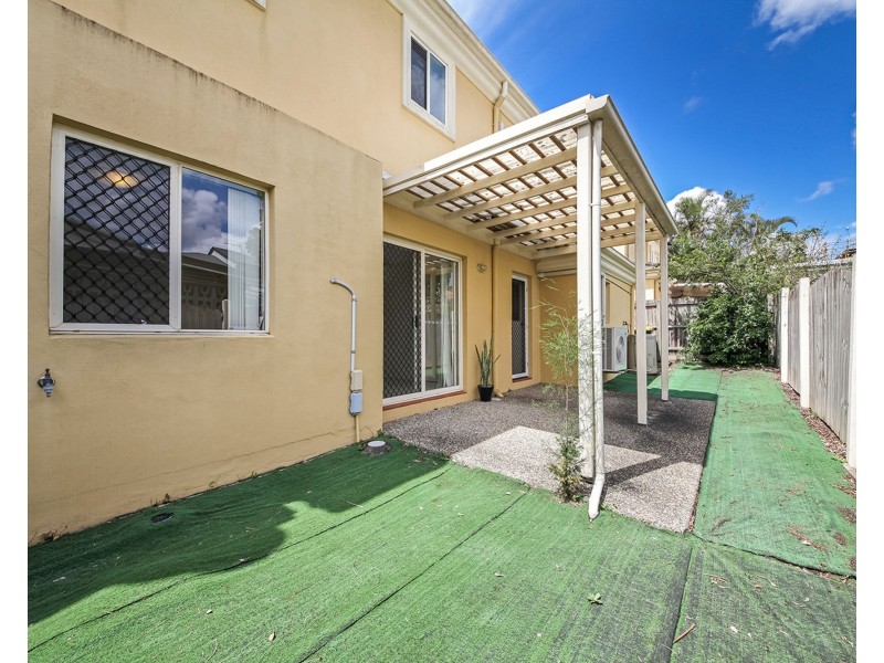 2/160 Birdwood Rd, Carina Heights QLD 4152