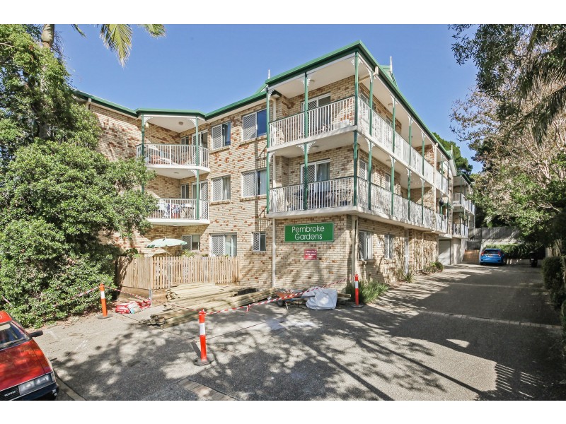 3/34 Pembroke Rd, Coorparoo QLD 4151