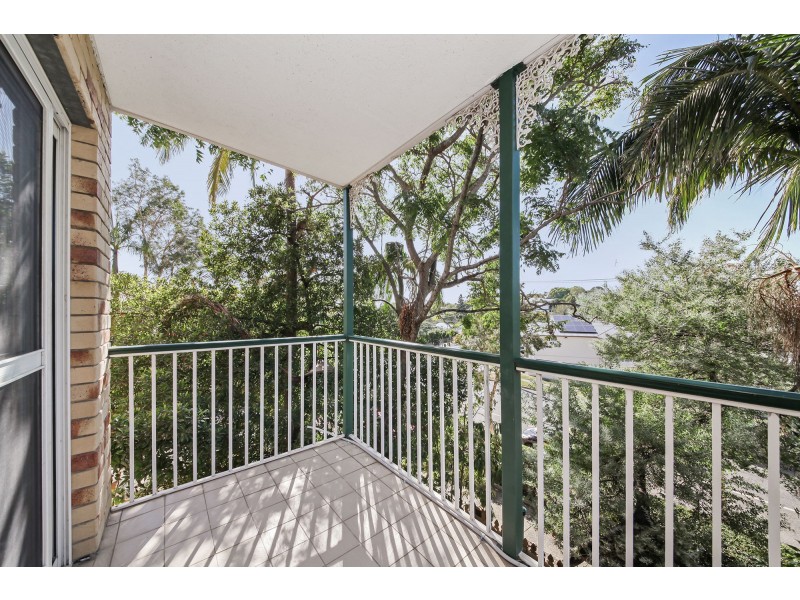 3/34 Pembroke Rd, Coorparoo QLD 4151