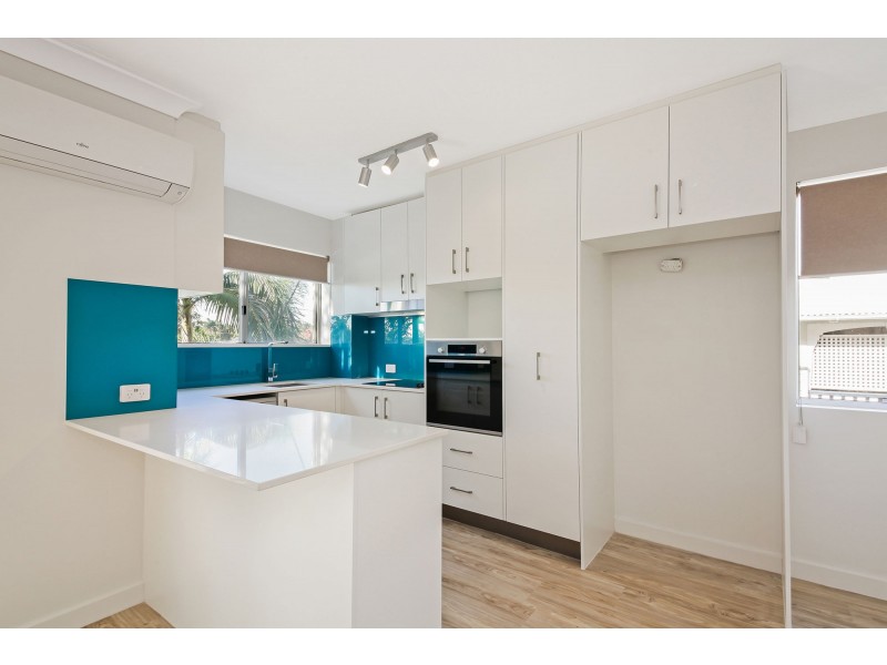 3/34 Pembroke Rd, Coorparoo QLD 4151