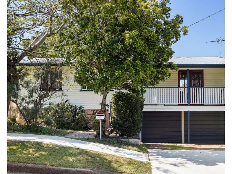 52 Denton St, Wishart QLD 4122
