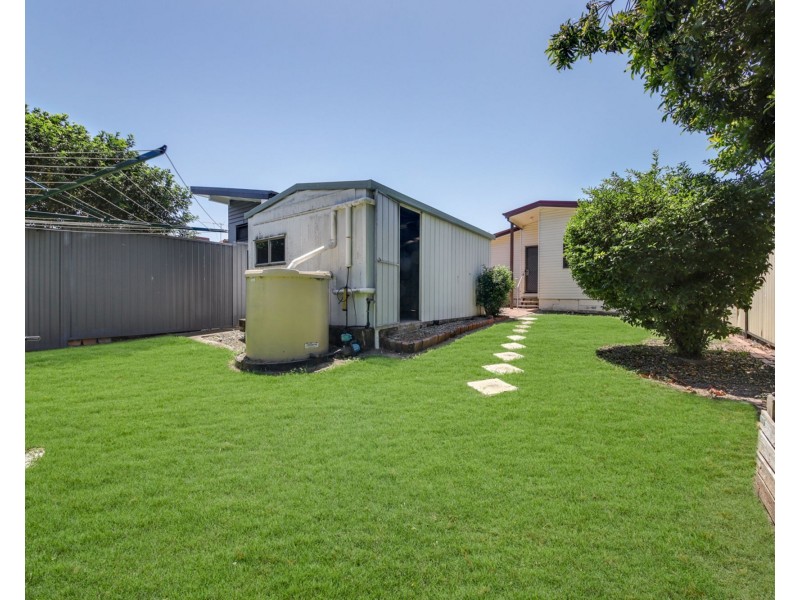 37 Keenan Street, Margate QLD 4019