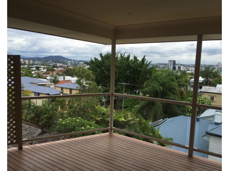 146 Dornoch Terrace, Highgate Hill QLD 4101