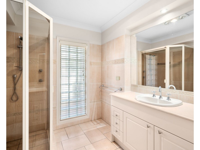146 Dornoch Terrace, Highgate Hill QLD 4101