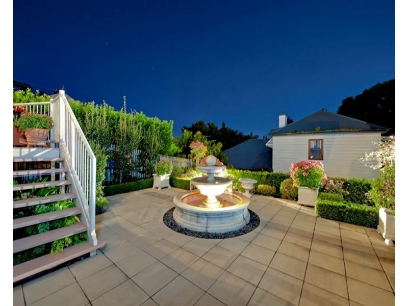 146 Dornoch Terrace, Highgate Hill QLD 4101