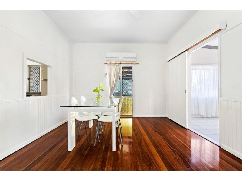 69 Bernecker Street, Carina QLD 4152