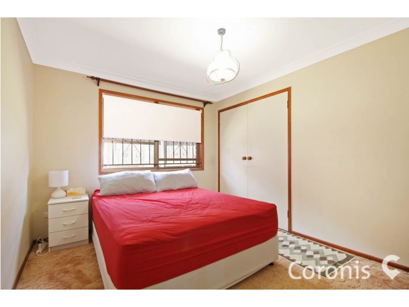 8 Aldford St, Carindale QLD 4152