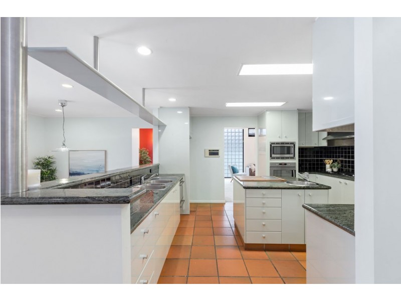 6 Keel Street, Birkdale QLD 4159