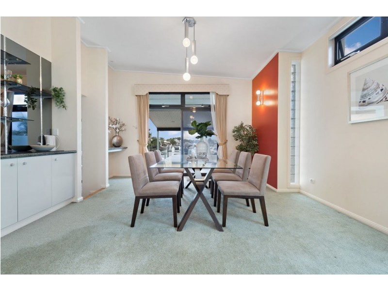 6 Keel Street, Birkdale QLD 4159