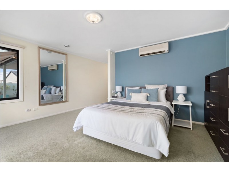 6 Keel Street, Birkdale QLD 4159