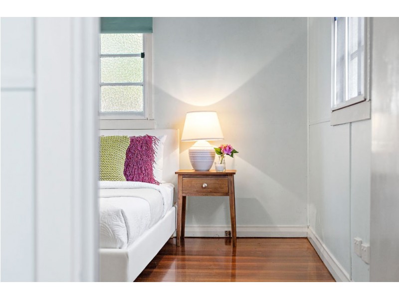 1 Brenda Street, Morningside QLD 4170