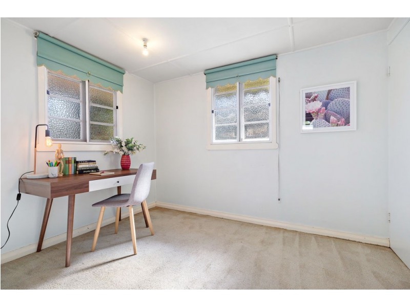 1 Brenda Street, Morningside QLD 4170