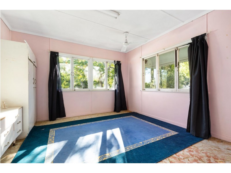 63 Bennett Road, The Gap QLD 4061