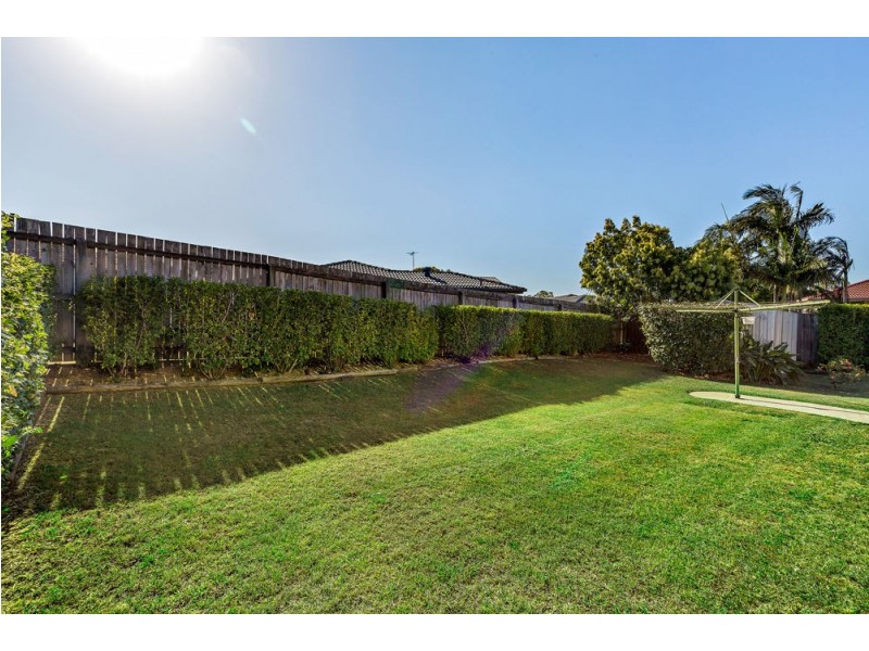 39 Blue Grass Crescent, Eight Mile Plains QLD 4113