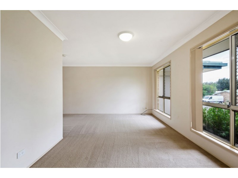 39 Blue Grass Crescent, Eight Mile Plains QLD 4113