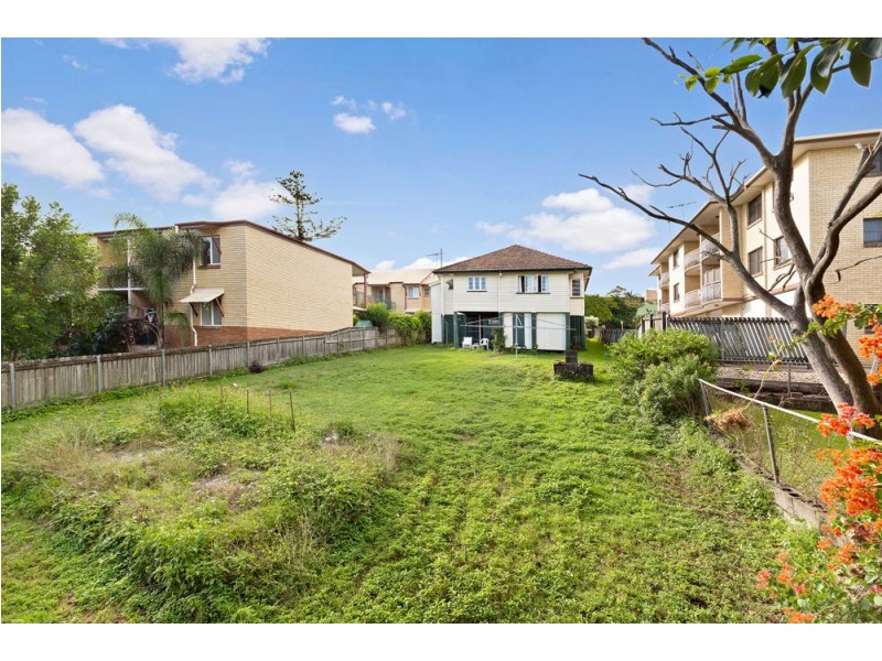 345 Cornwall Street, Greenslopes QLD 4120