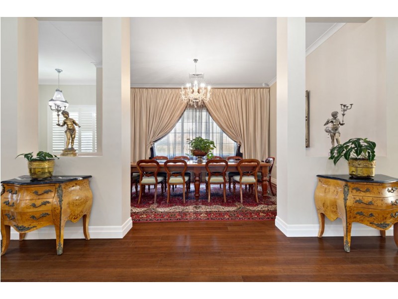 26 Procyon Street, Coorparoo QLD 4151