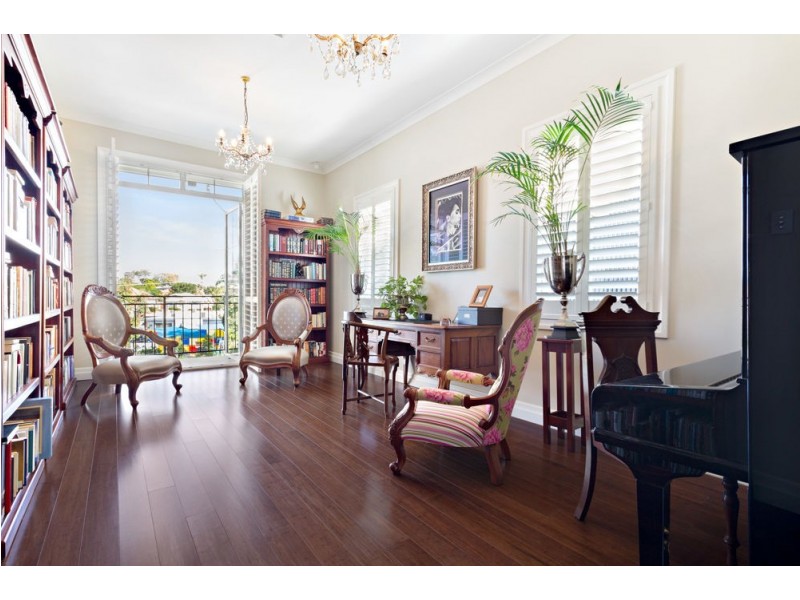 26 Procyon Street, Coorparoo QLD 4151