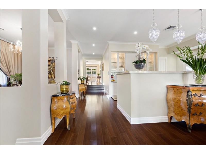 26 Procyon Street, Coorparoo QLD 4151