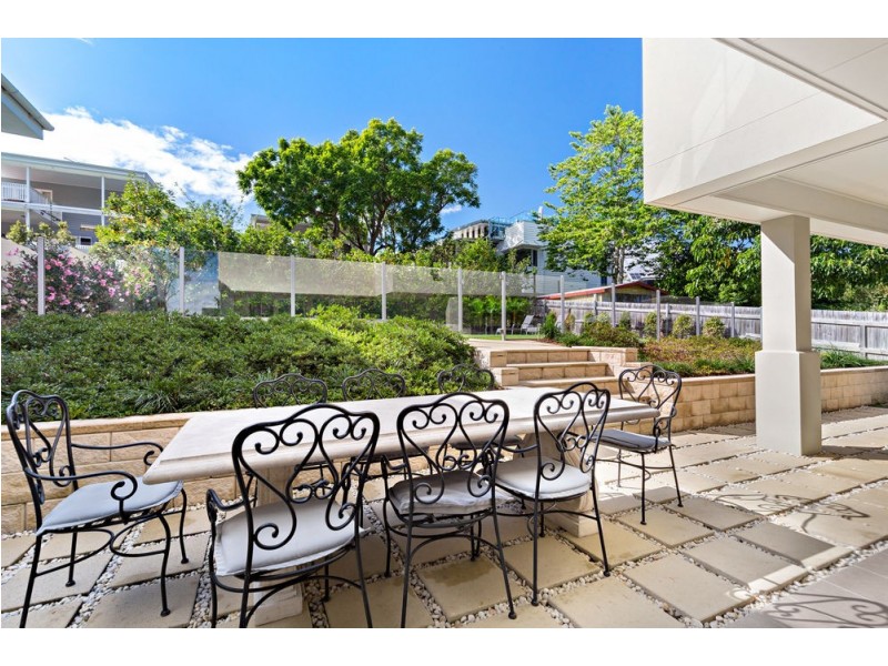 26 Procyon Street, Coorparoo QLD 4151