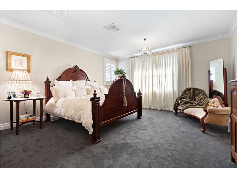 26 Procyon Street, Coorparoo QLD 4151