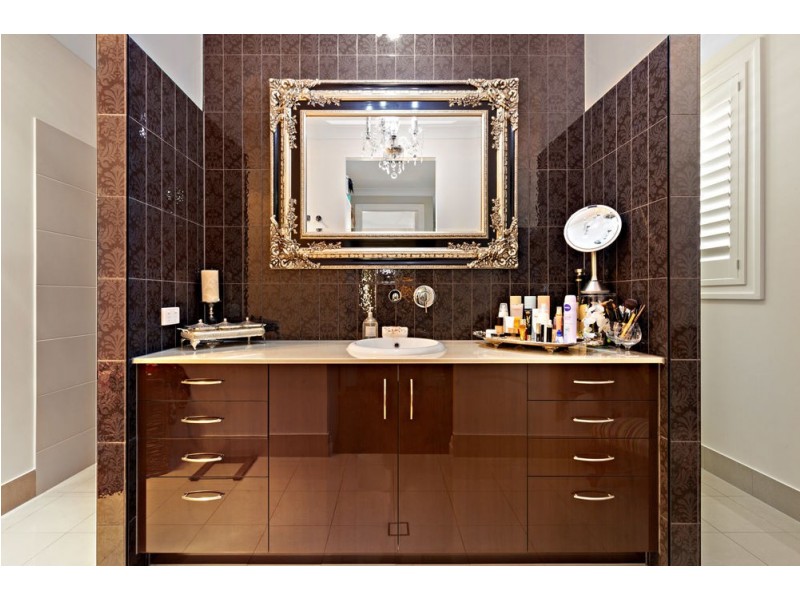 26 Procyon Street, Coorparoo QLD 4151