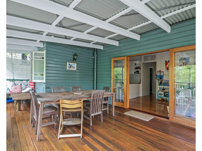 59 Peach Street, Greenslopes QLD 4120