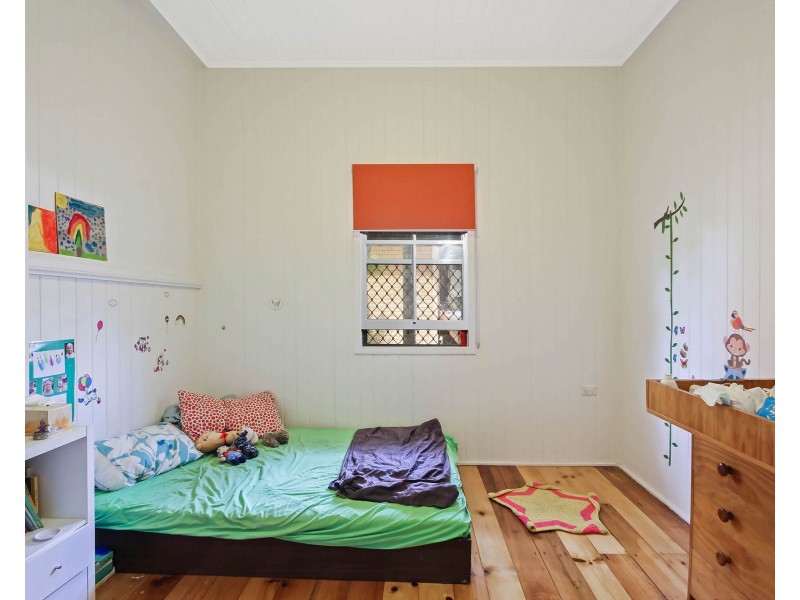 59 Peach Street, Greenslopes QLD 4120