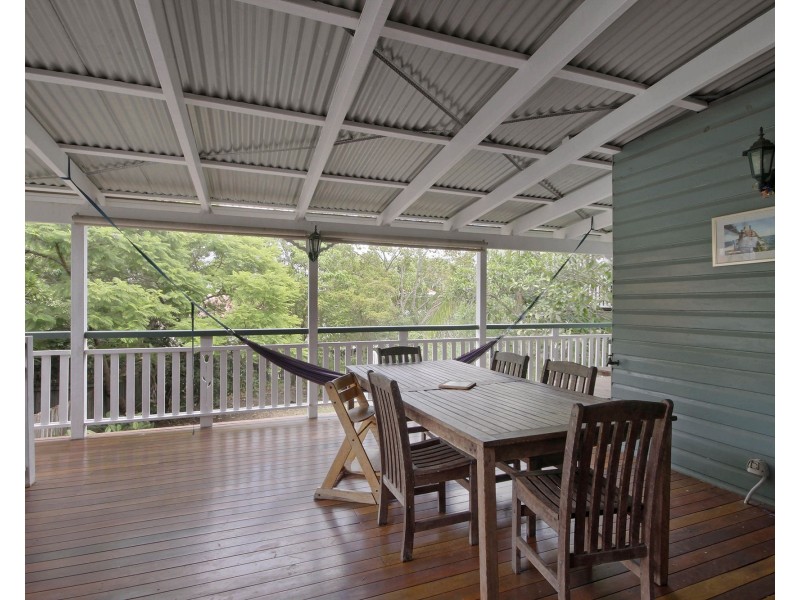 59 Peach Street, Greenslopes QLD 4120
