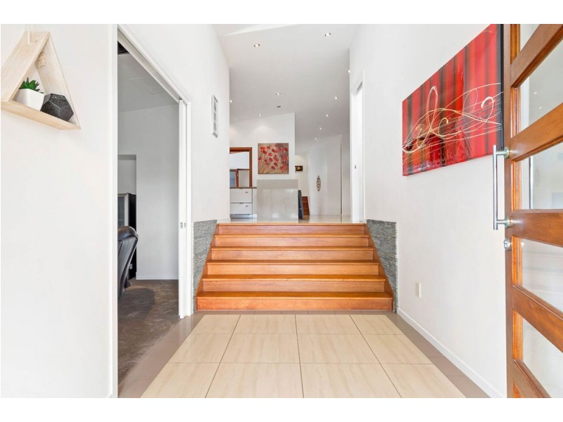 19 Gregan Court, Shailer Park QLD 4128