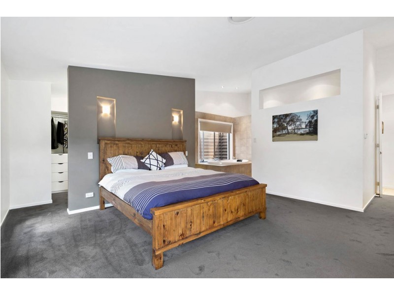 19 Gregan Court, Shailer Park QLD 4128