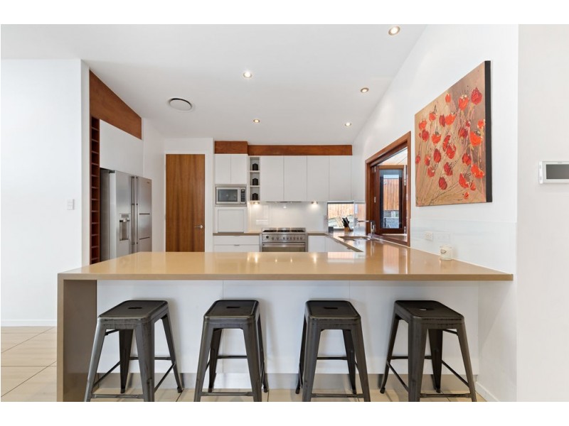 19 Gregan Court, Shailer Park QLD 4128