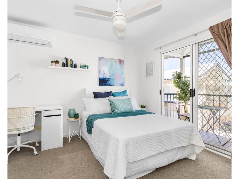 1/20 Cambridge Street, Bulimba QLD 4171