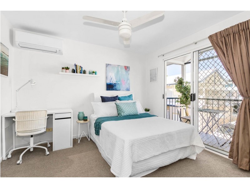 1/20 Cambridge Street, Bulimba QLD 4171