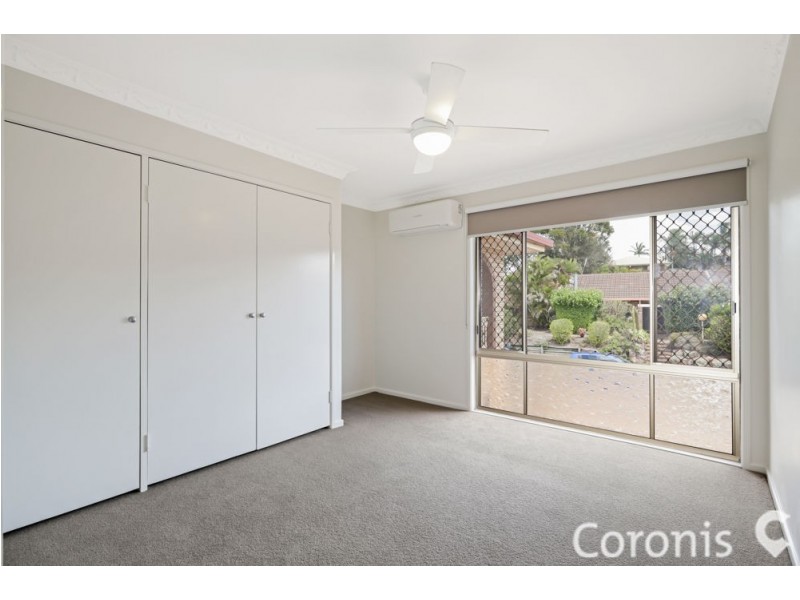 92 Banwell Cres, Carindale QLD 4152
