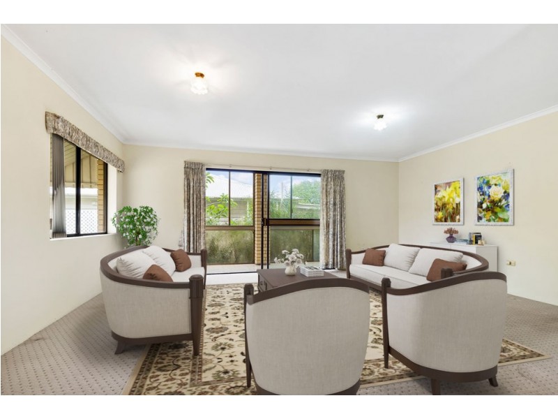 2/5 Wickham Street, Morningside QLD 4170