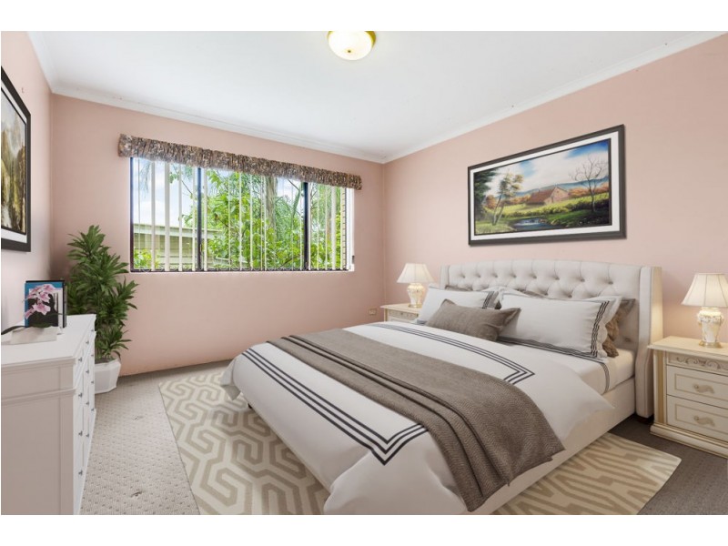 2/5 Wickham Street, Morningside QLD 4170