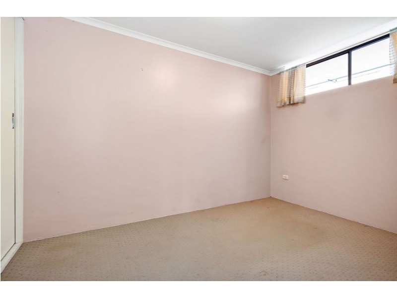 2/5 Wickham Street, Morningside QLD 4170