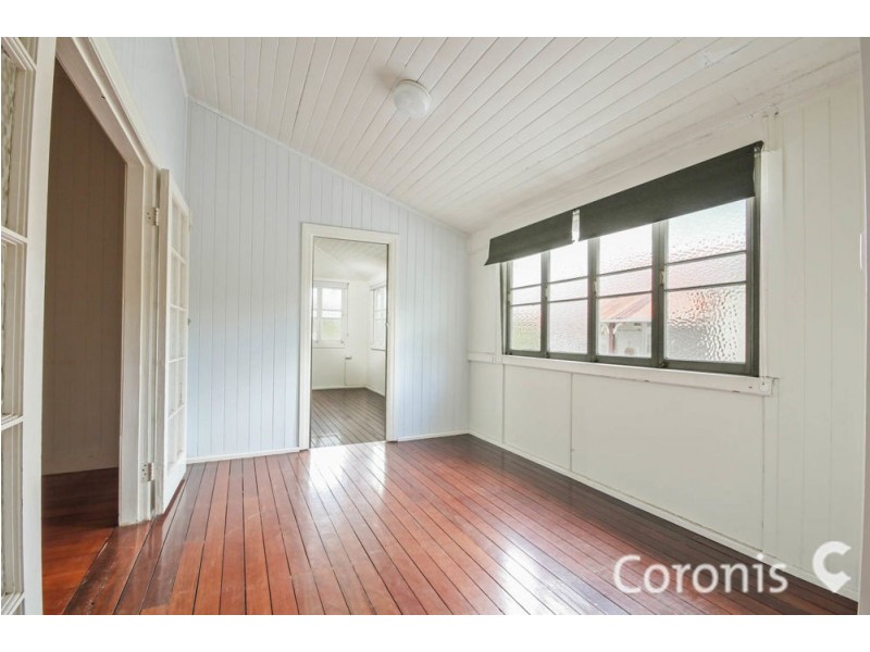 47 Wellington Street, Coorparoo QLD 4151