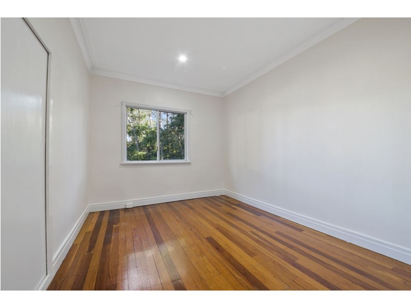 15 Daphne Street, Camp Hill QLD 4152