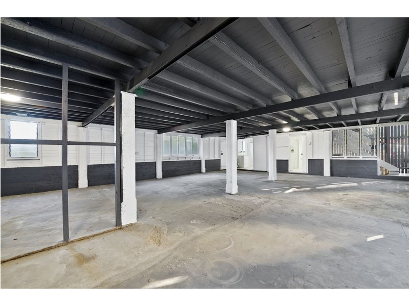 15 Daphne Street, Camp Hill QLD 4152